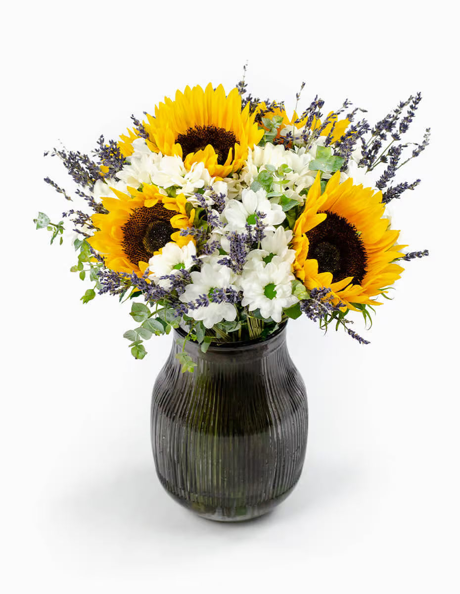 Detalle ramo de girasoles y lavanda frescos - Floristería Peregrina Pontevedra